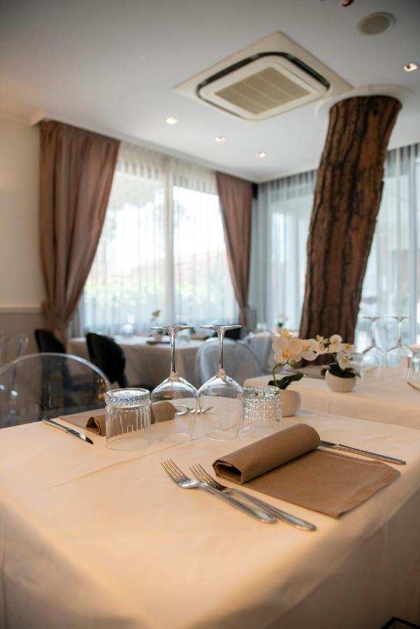 Mira Mare Sea Hotel Cervia Exterior photo
